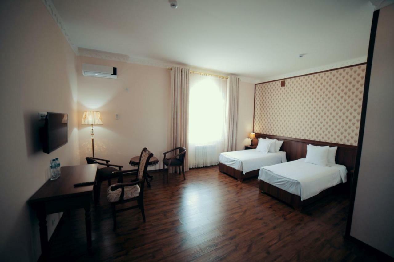 Erkin Palace Hotel Khiva Bagian luar foto
